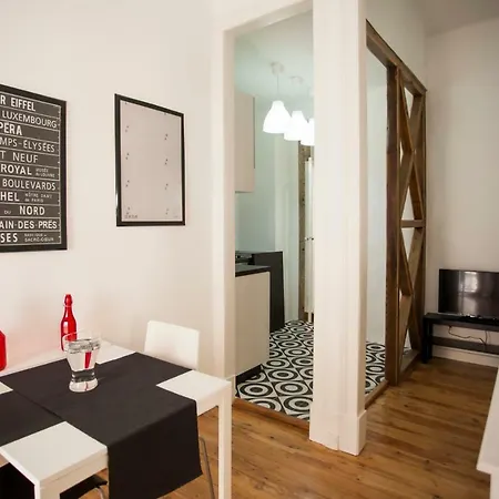Cool Apartment Lisbon