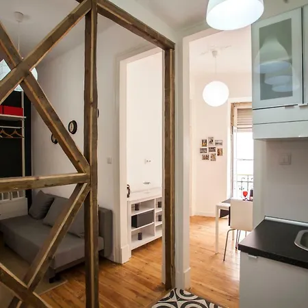 Cool Apartment *